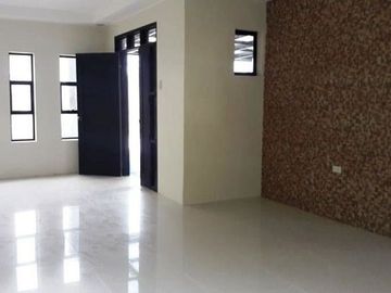 House and Lot for Sale with 5 BDR in Angeles City Near Clark
