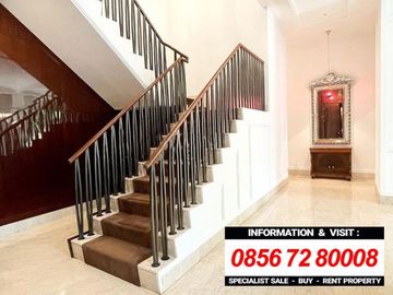 DIJUAL THE PAKUBUWONO RESIDENCES (PRIVATE POOL, FULL FURNISHED)