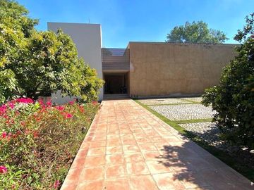 Venta de casa en Valle de Bravo