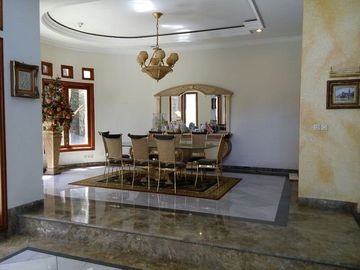7 Bedroom House for sale