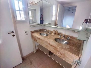 Venta Excelente Chalet 6 Amb, En B° Hipocampo - RETASADA