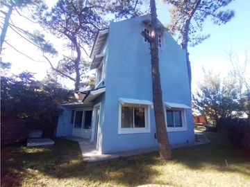 Venta Excelente Chalet 6 Amb, En B° Hipocampo - RETASADA