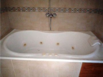 Venta Excelente Chalet 6 Amb, En B° Hipocampo - RETASADA