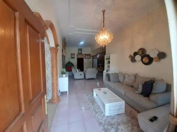 5 Bedroom House for sale