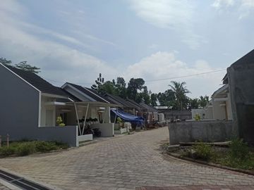 SPESIAL PROMO RAMADHAN Free Pajak dan Kanopi Rumah Cantik Di Prambanan