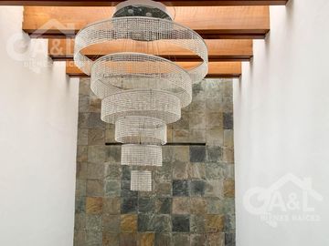 Residencia en Venta en Fraccionamiento Loma Esmeralda  Animas