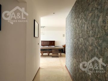 Residencia en Venta en Fraccionamiento Loma Esmeralda  Animas
