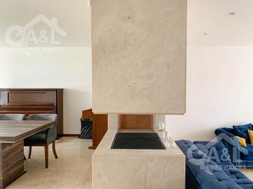 Residencia en Venta en Fraccionamiento Loma Esmeralda  Animas