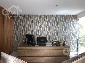 Residencia en Venta en Fraccionamiento Loma Esmeralda  Animas