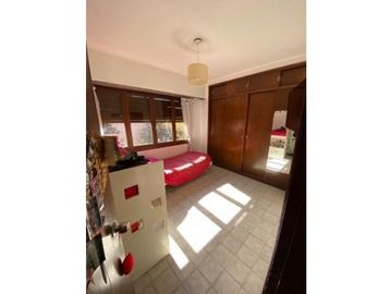 Chalet 4 Amb. + amplio parque, quincho piscina y cancha paddle