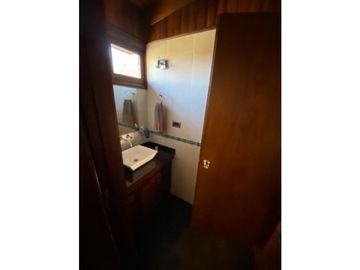Chalet 4 Amb. + amplio parque, quincho piscina y cancha paddle