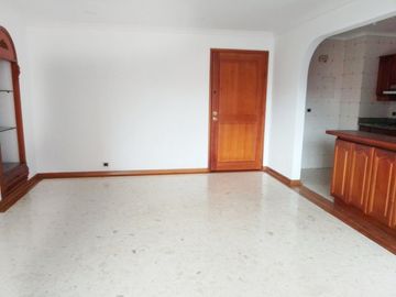 PR13734 APARTAMENTO EN VENTA SECTOR AGUACATALA