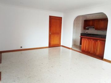 PR13734 APARTAMENTO EN VENTA SECTOR AGUACATALA