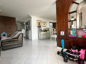 Venta Casa En Bucaramanga -  Barrio Cabecera del Llano. Cod V9336