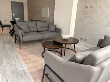 Alquiler/Venta de Moderno y Lujoso Apto en Bella Vista (MM)