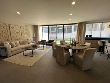 Se Vende Residencia de Autor en La Espiga Residencial, 4ta Recamara en PB..