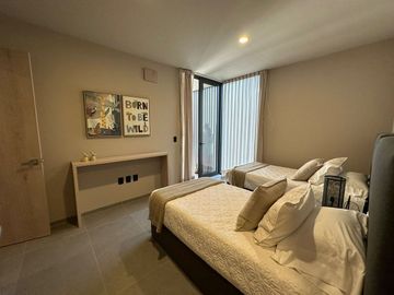 Se Vende Residencia de Autor en La Espiga Residencial, 4ta Recamara en PB..