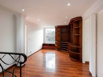 apartamento en venta en chico norte iii sector. Cod V23953
