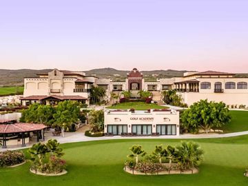 Casa con jardín, jacuzzi, terraza y area de almacenamiento, Pacific ocean, venta