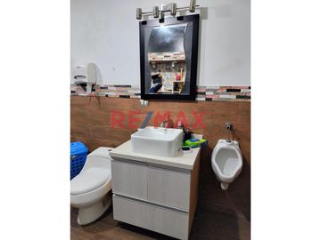 Te presentamos un hermoso departamento , ideal para ti y tu familia. Ubicado en una zona tranquila y con acceso a todos los servicios que necesitas, e