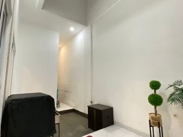 Rumah Sunter Paradise Brand New Dijual