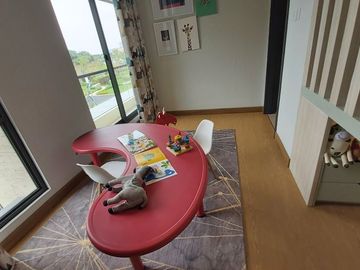 Rumah Mewah Carson Gading Serpong Harga Murah 3 Kamar Tidur Dekat Tol