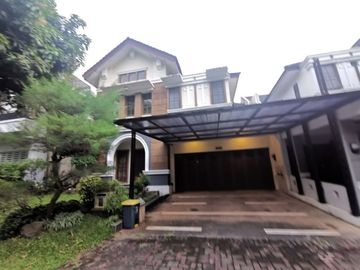 Disewakan Rumah Vermont Parkland blok G3 BSD City Tangerang Fully Furnished Besar Bagus Siap Huni