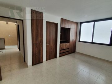 Casa 4 recámaras, entrega inmediada. Cerrada Vigilancia 24/7, El Pueblito