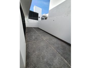Casa 4 recámaras, entrega inmediada. Cerrada Vigilancia 24/7, El Pueblito