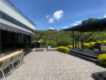 VENTA DE CASA CAMPESTRE ARMENIA 1530 M2 $3'300.000.000
