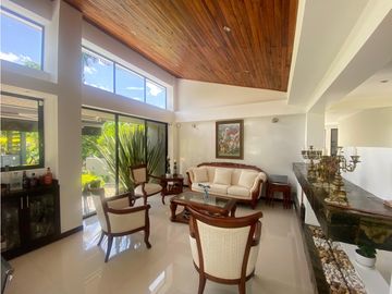VENTA DE CASA CAMPESTRE ARMENIA 1530 M2 $3'300.000.000