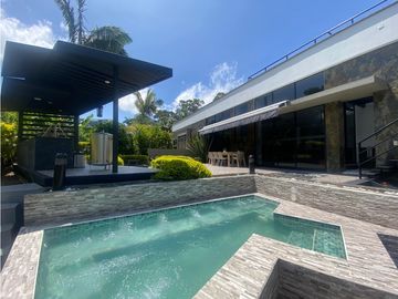 VENTA DE CASA CAMPESTRE ARMENIA 1530 M2 $3'300.000.000