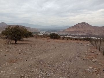 Sitio en Venta en Condominio Santa María de Chamisero