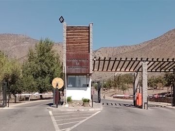 Sitio en Venta en Condominio Santa María de Chamisero