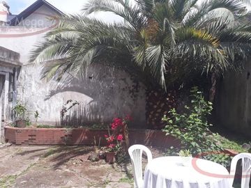 CASA ESTILO COLONIAL   C/COCHERA/