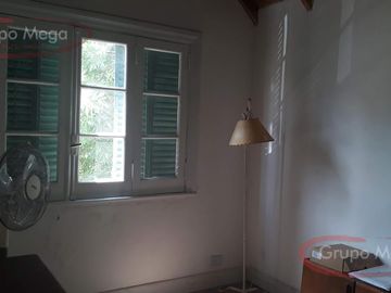 CASA ESTILO COLONIAL   C/COCHERA/