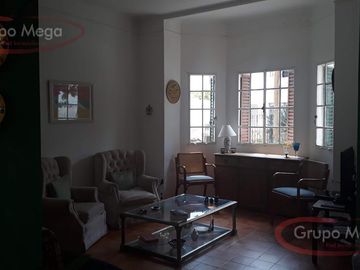 CASA ESTILO COLONIAL   C/COCHERA/
