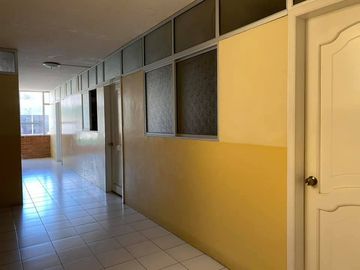 Vendo edificio central rentero en Loja