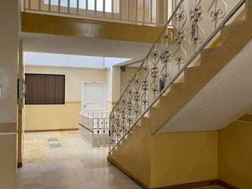 Vendo edificio central rentero en Loja