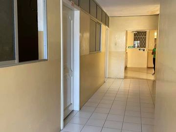 Vendo edificio central rentero en Loja