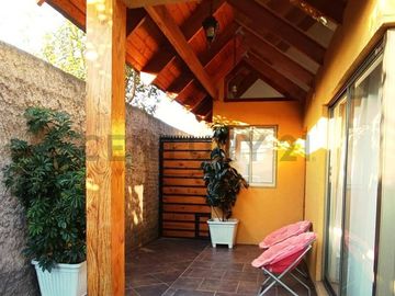 Se Vende casa con amplio terreno, Rojas Magallanes, La Florida