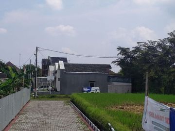 Rumah lantai 2 di Kota Bogor Suasana Pedesaan Sejuk dan Asri