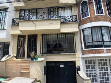 apartamento en arriendo en corales. Cod A119110