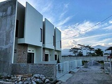 Rumah baru minimalis dan 2lantai di arcamanik dekat antapani
