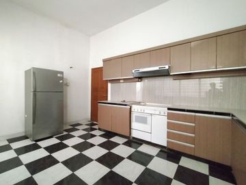 Modern Single House di Kemang dg Privat Pool & Taman Kondisi Unfurnished HSE-A0587