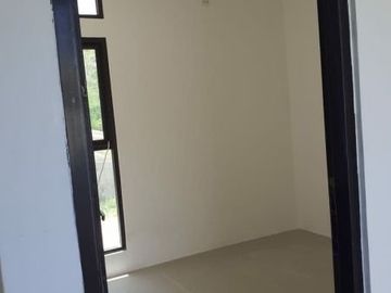 Rumah 2 Lantai Harga 1 Lantai di Kemang Bogor