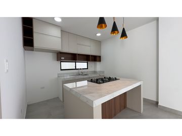 EN VENTA CASA MODERNA A ESTRENAR EN MANTA, SECTOR NORTE