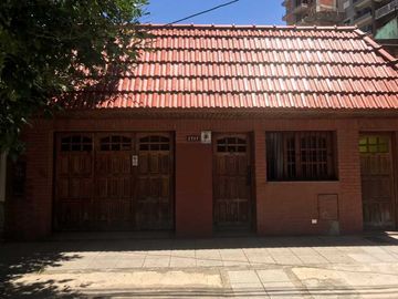 Casa para 2 Familias en venta en Lanus Oeste