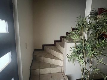 Venta Casa Amplia Bosques del Poniente