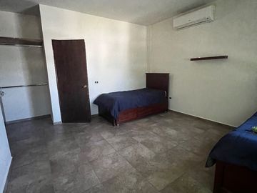 Venta Casa Amplia Bosques del Poniente